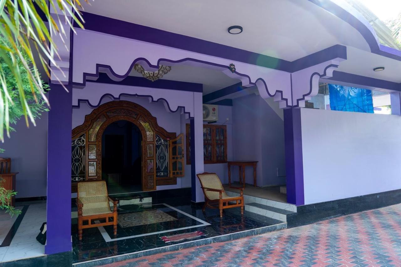 Snp Star Guest House Тринкомале Екстериор снимка