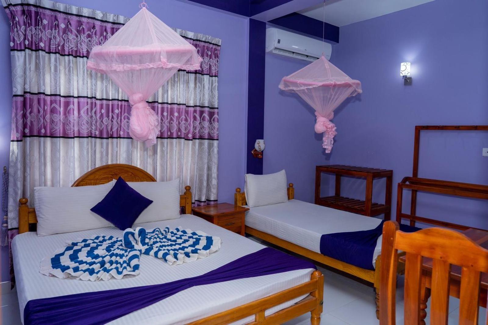 Snp Star Guest House Тринкомале Екстериор снимка