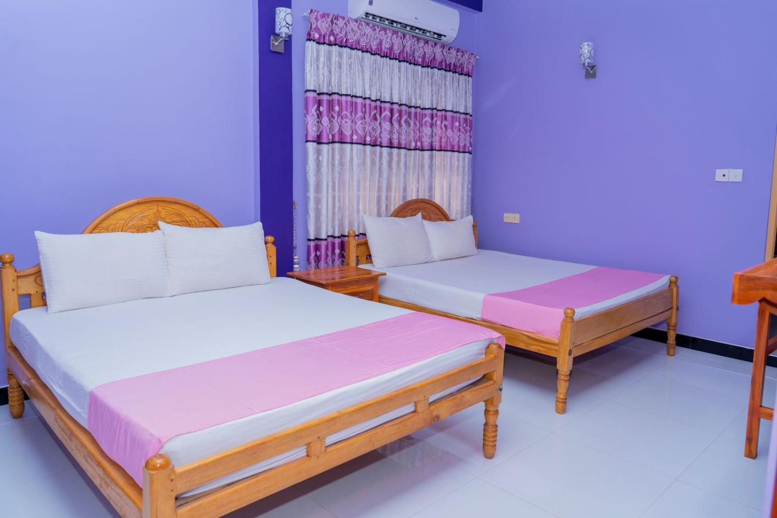 Snp Star Guest House Тринкомале Екстериор снимка