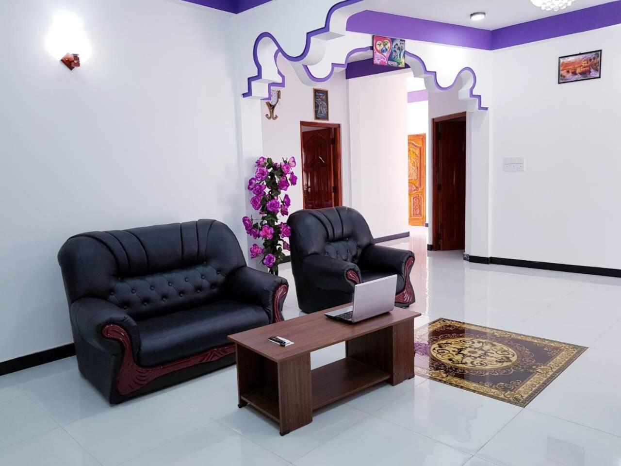 Snp Star Guest House Тринкомале Екстериор снимка